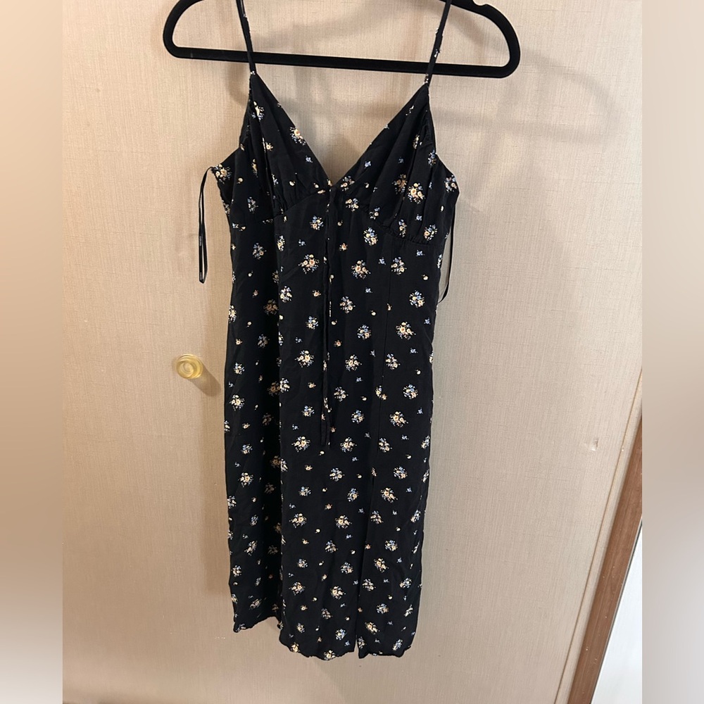 Forever 21 Black Floral Midi Dress